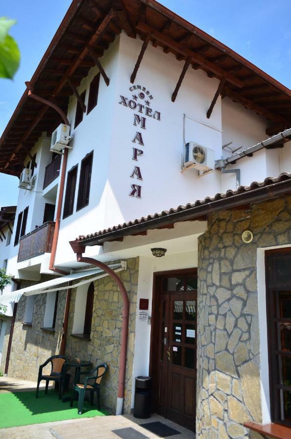 Family Hotel Maraya ارباناسي المظهر الخارجي الصورة