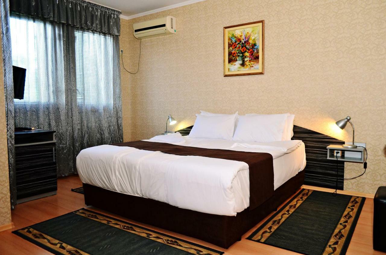 Family Hotel Maraya ارباناسي المظهر الخارجي الصورة